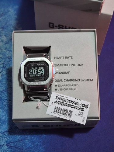 Casio shock 5600 1jr - casio, gm-5600-1jr
