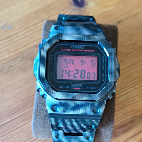 Casio shock 5600bbr 1 - g-shock, dw-5600bbr-1